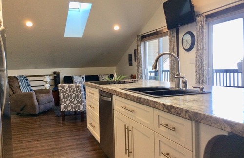 Cardigan House | Morley’s Marina Loft