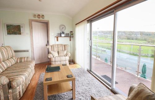 Llandanwg House | Morlyn Guest House Apartment
