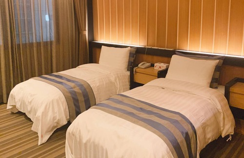 Yuanlin Hotel | Morn Sun Hotel