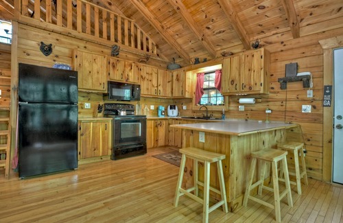 Blue Ridge Cabin | Morning Dew | Hot Tub | Fire Pit