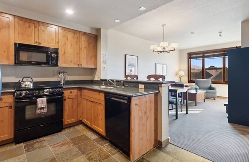 Whitefish Condo | Morning Eagle 209 - Slopeside condo in Whitefish Mountain Resort Village!