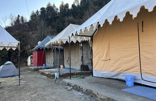 Auli RV Rental | Morning Glory camping and trekking