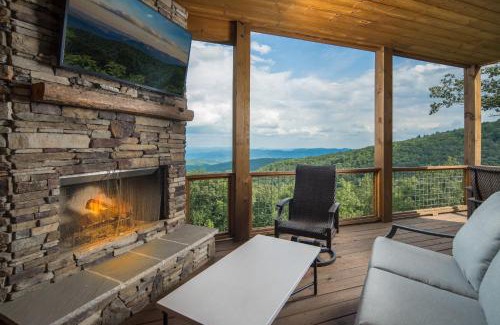 Lenoir House | Morning Glory at Blue Ridge Mountain Club