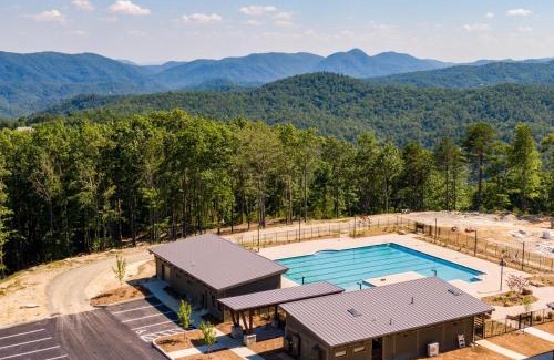 Lenoir House | Morning Glory at Blue Ridge Mountain Club