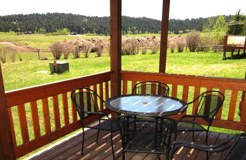 Horse Butte Condo | Morning Glory-comfortable Yellowstone retreat; just minutes from YNP West Gate