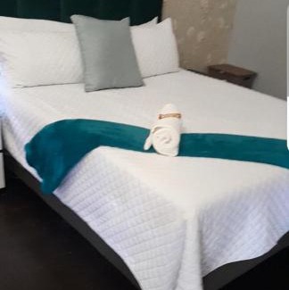 Hartswater House | morning sun guesthouse