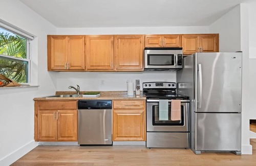 Sailboat Bend Apartment | Morning Sunshine Sailboat Bend