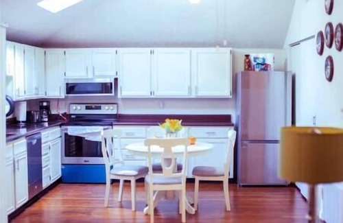 Sioux City Apartment | Morningside work Hub 4 beds/2BR, Fiber internet