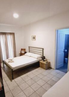 Kamares House | Morpheas Accomodation Sifnos