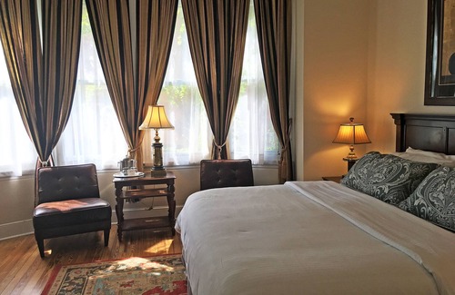 Washington Square West Bed & Breakfast | Morris House Hotel