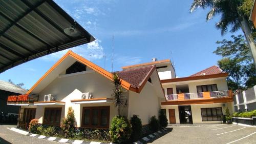 Klojen House | Morse Guest house