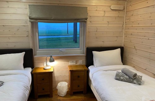 Lybster House | Morven View Lodge North Coast 500
