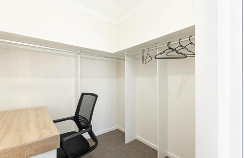 Hamilton House | Morview Holiday Homes-Elephant