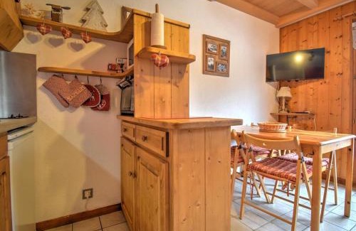 Morzine Apartment | Morzine : Charmant 2 pièces avec mezzanine, 4-5 pers., proche télécabine, parking inclus - FR-1-524-132
