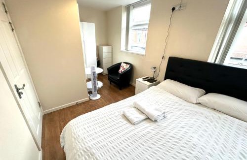 Rusholme House | Mos' Place