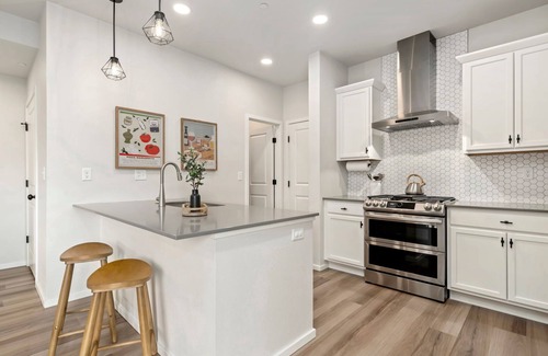 Fort Collins House | Mosaic Modern | Dog Friendly, Pool + King Suite