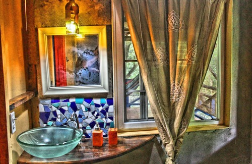 Bocas del Toro Hotel | Mosana reef garden B&B