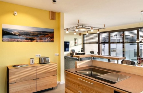 Kenn Apartment | Mosel Sky Lounge with loggia & panoramic view