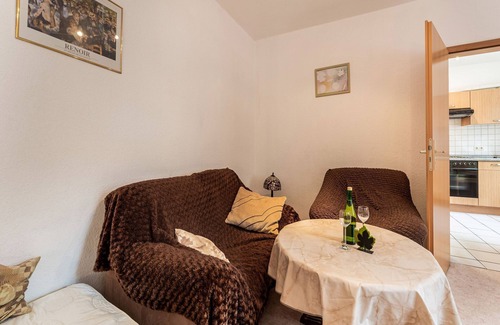 Ediger Apartment | Moselle Charm in Ediger-Eller
