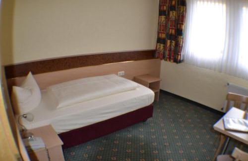 Ellenz Hotel | Moselstern-Hotel "Weinhaus Fuhrmann"