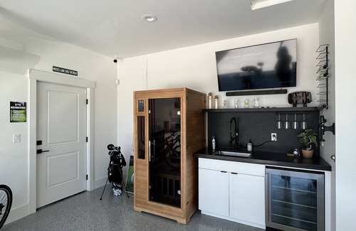 Stratford House | Moses Lake Golf Retreat @Moses Pointe Golf Course Hot Tub Sauna Pizza Oven