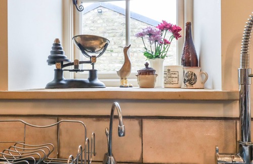 Lofthouse Cottage | MOSSCARR BARN, pet friendly, luxury holiday cottage in Pateley Bridge