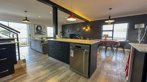 Mossel Bay House | Mossel Bay Island View Holiday Home