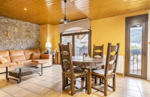 Les Iglesies Apartment | Mossen Batista Freixe