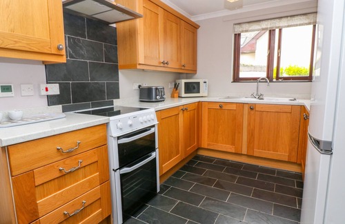 St. Buryan Cottage | MOSSLEY COTTAGE, pet friendly, character holiday cottage in St Buryan