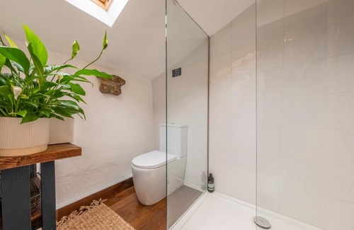 Framlingham House | Most romantic cottage in Suffolk - Number Four