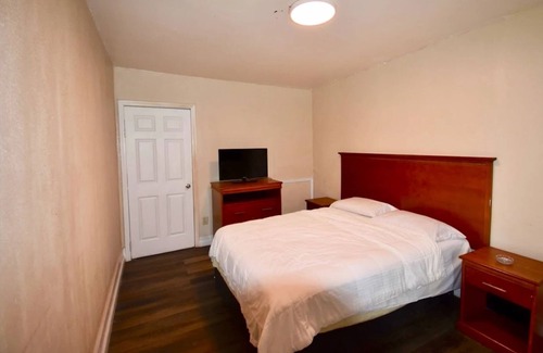 Baytown Hotel | Motel 19 By Capital O Baytown I-10