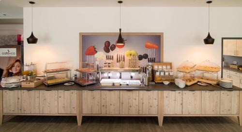 Teufelhof Hotel | Motel 267