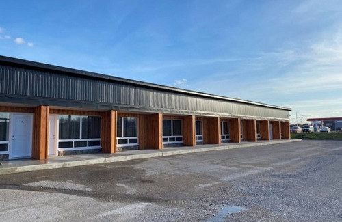 Cookstown Apartment | Motel 400 & Suites Single Kitchenette Unit A