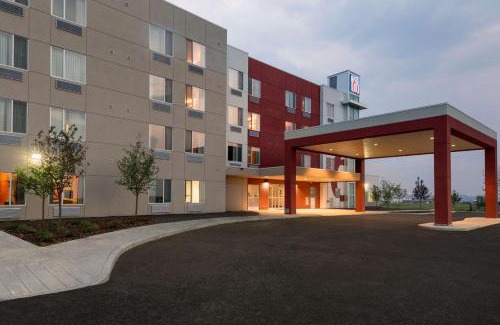 Airdrie Hotel | Motel 6 Airdrie