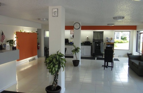Colonie Hotel | Motel 6 Albany, NY - Airport