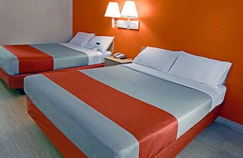 Albany Hotel | Motel 6 Albany, NY