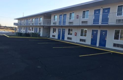 Alma Hotel | Motel 6-Alma, AR l-40