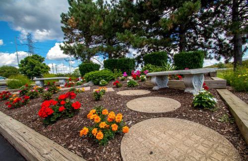 Amherst Hotel | Motel 6-Amherst, NY - Buffalo