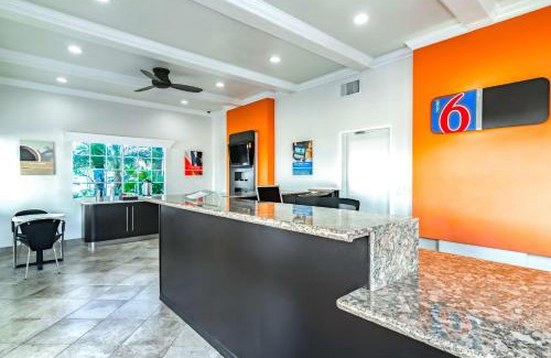 Sherwood Forest and Thistle Development Hotel | Motel 6-Anaheim, CA