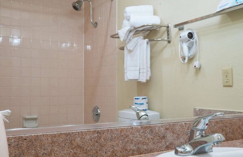 Anaheim Hills Hotel | Motel 6 Anaheim Hills