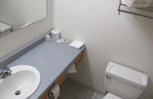 Baker City Hotel | Motel 6-Baker City, OR