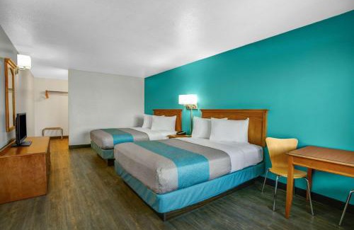 Baker City Hotel | Motel 6-Baker City, OR