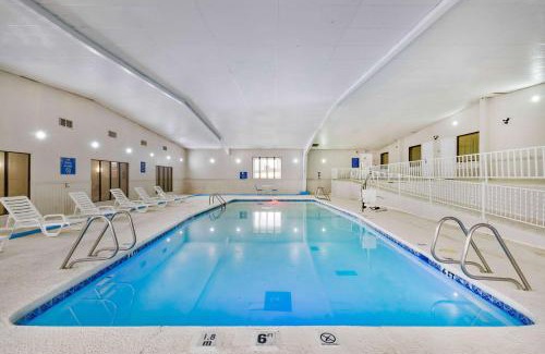 Bartlesville Hotel | Motel 6 - Bartlesville, OK