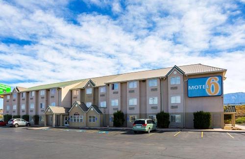 Bernalillo Hotel | Motel 6-Bernalillo, NM