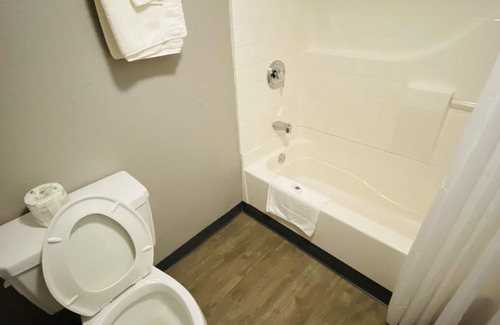 Boerne Hotel | Motel 6 Boerne, TX