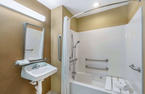 Breaux Bridge Hotel | Motel 6 Breaux Bridge, La