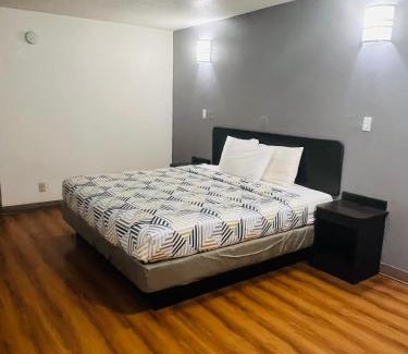 Brinkley Hotel | Motel 6-Brinkley, AR