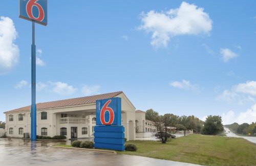 Canton Hotel | Motel 6-Canton, TX