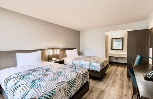 Aviara Hotel | Motel 6 Carlsbad, CA - East