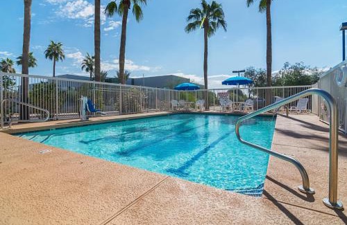 Chandler Hotel | Motel 6 Chandler, AZ